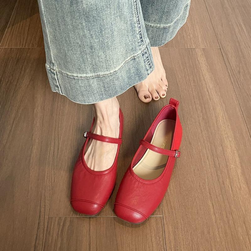 Retro Single-shoe Women's Flat Shoes with Shallow Openings and Soft Soles Devotion