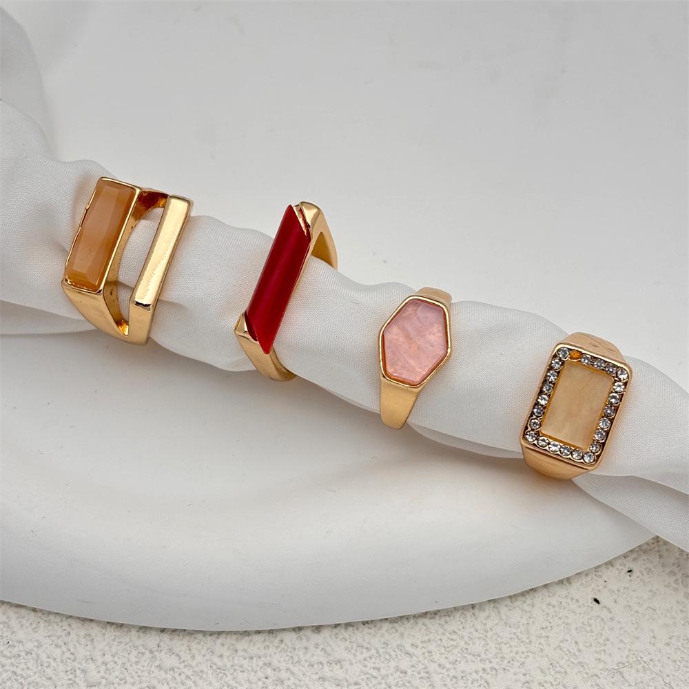 

European & American Style Retro Gemstone Ring Set - Alloy with Inlaid Diamond 16-17mm золотой