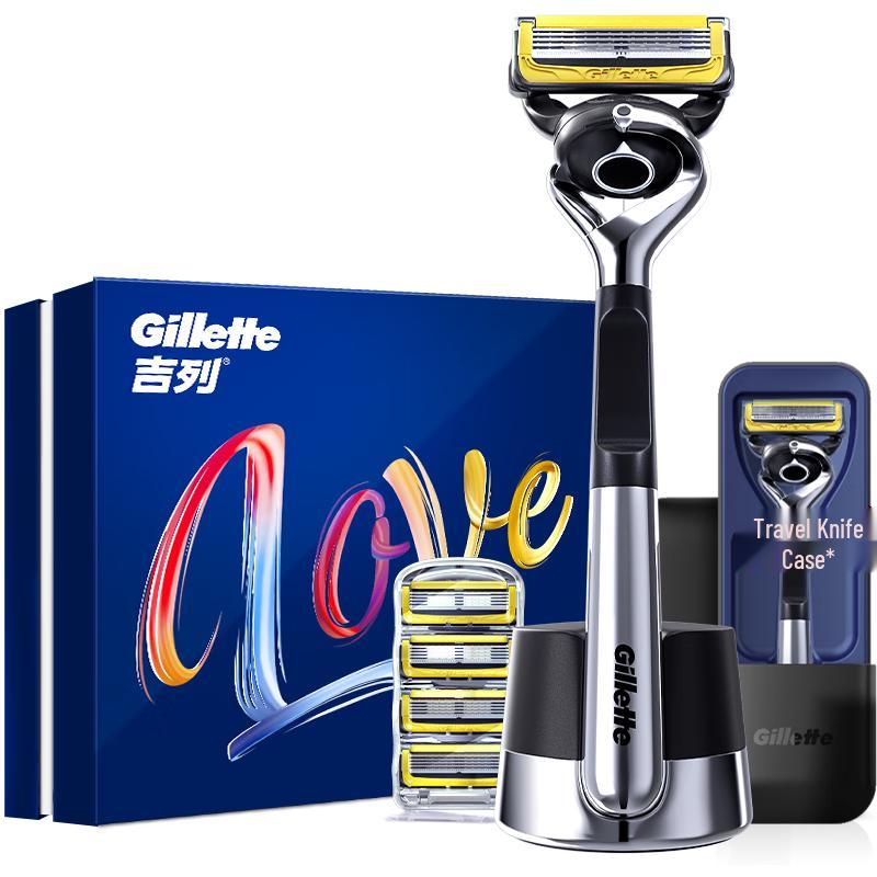 Gillette Fusion5 ProShield Men s Razor Gift Set