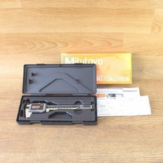 Mitutoyo  500-454(CD-S15CT)150mm Digital Caliper Digimatic Caliper USED