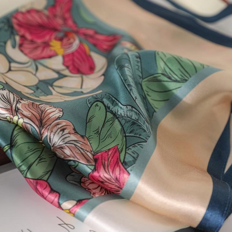 111 mulberry silk small square scarf women's summer sunscreen scarf versatile printed scarf light luxury French silk scarf