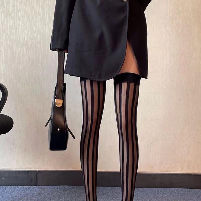 Women's Vintage Sexy Black Vertical Stripes Pattern Stretchy Tights Pantyhose Women's Stockings Gothic Clothes Sexy Underwear