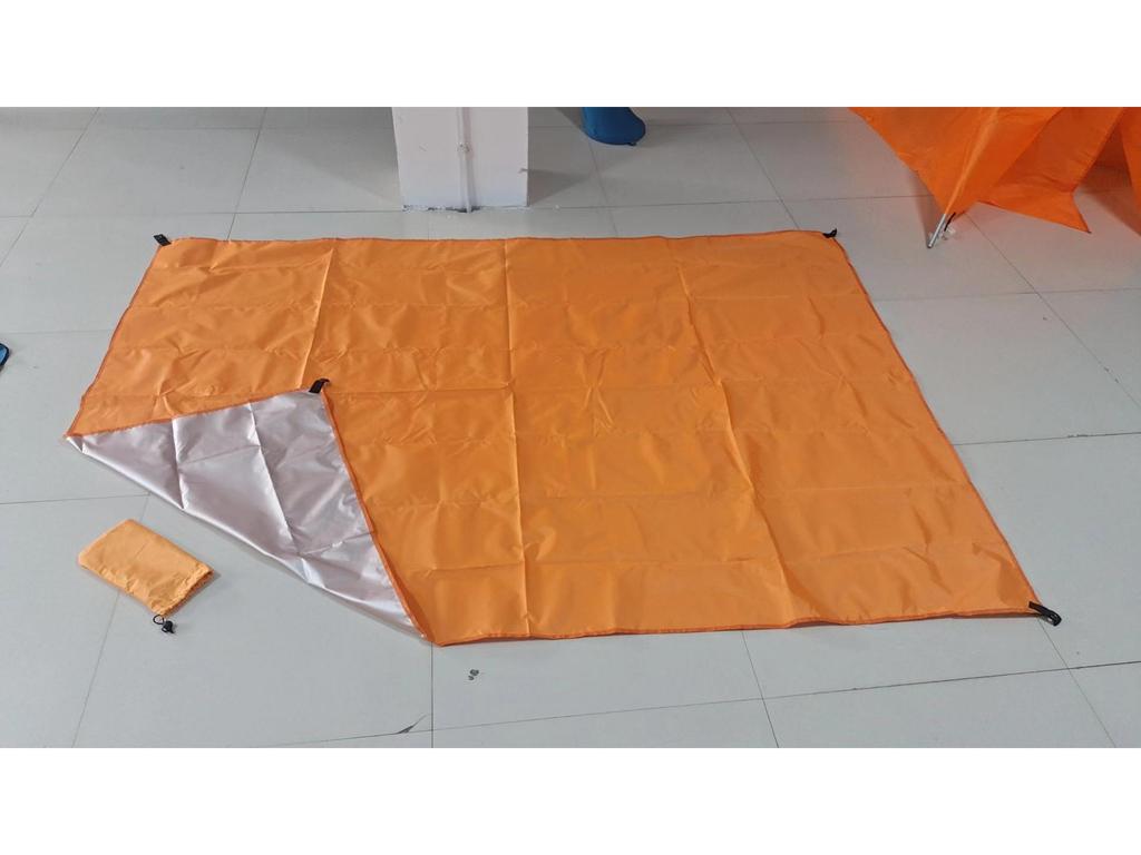 Large Silver-Coated Oxford Cloth Picnic Blanket & Moisture-Proof Camping Mat