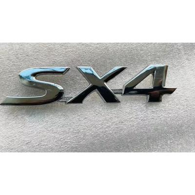 Suzuki SX4 2006-2013 Autocollant Emblème Coffre Arrière Chrome |Convient Pour