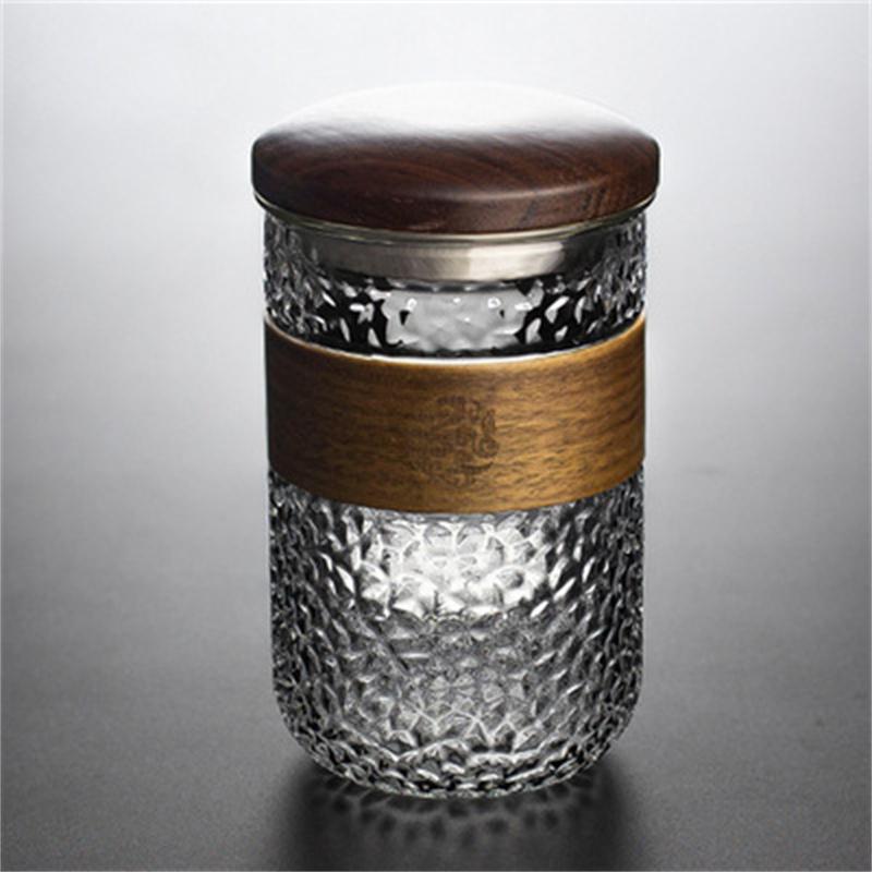 

Japanese Style Heat-resistant Glass Tea Cup with Walnut Holder Transparent Tea Water Separation Filter Cup Tea Maker Cup 365ml