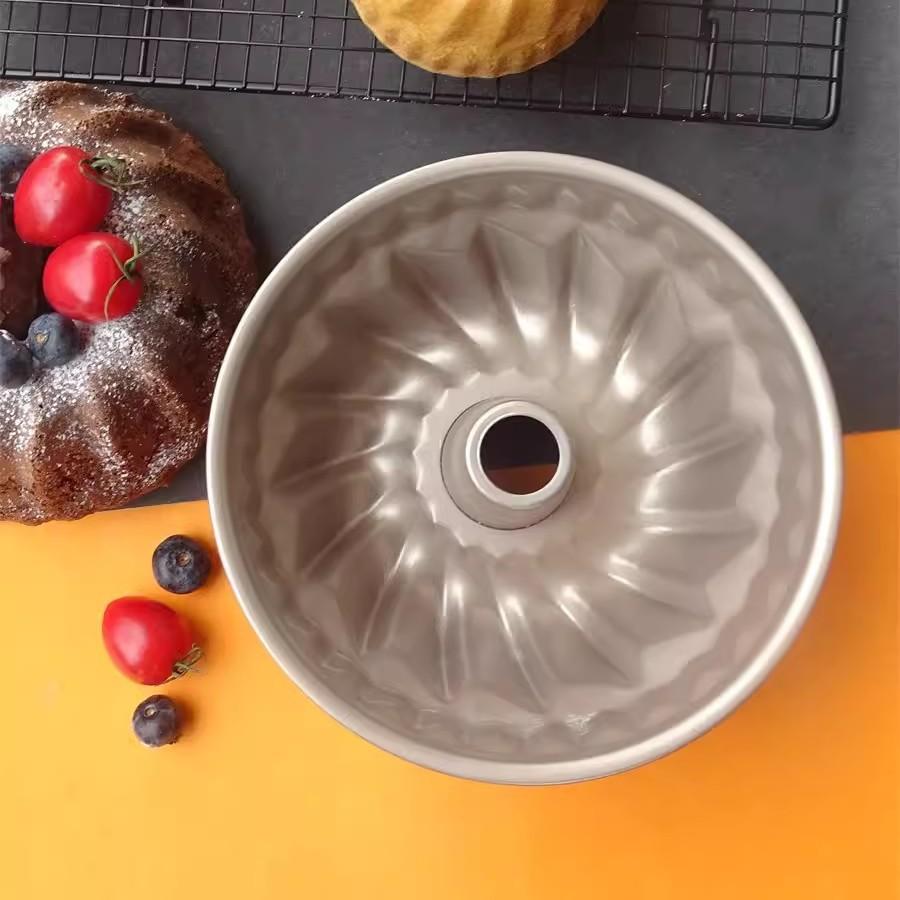 4inch 7inch Cake Pan Non-Stick Carbon Steel Bakeware Fluted Round Baking Mold for Oven Home Kitchen Reusable Easy Release