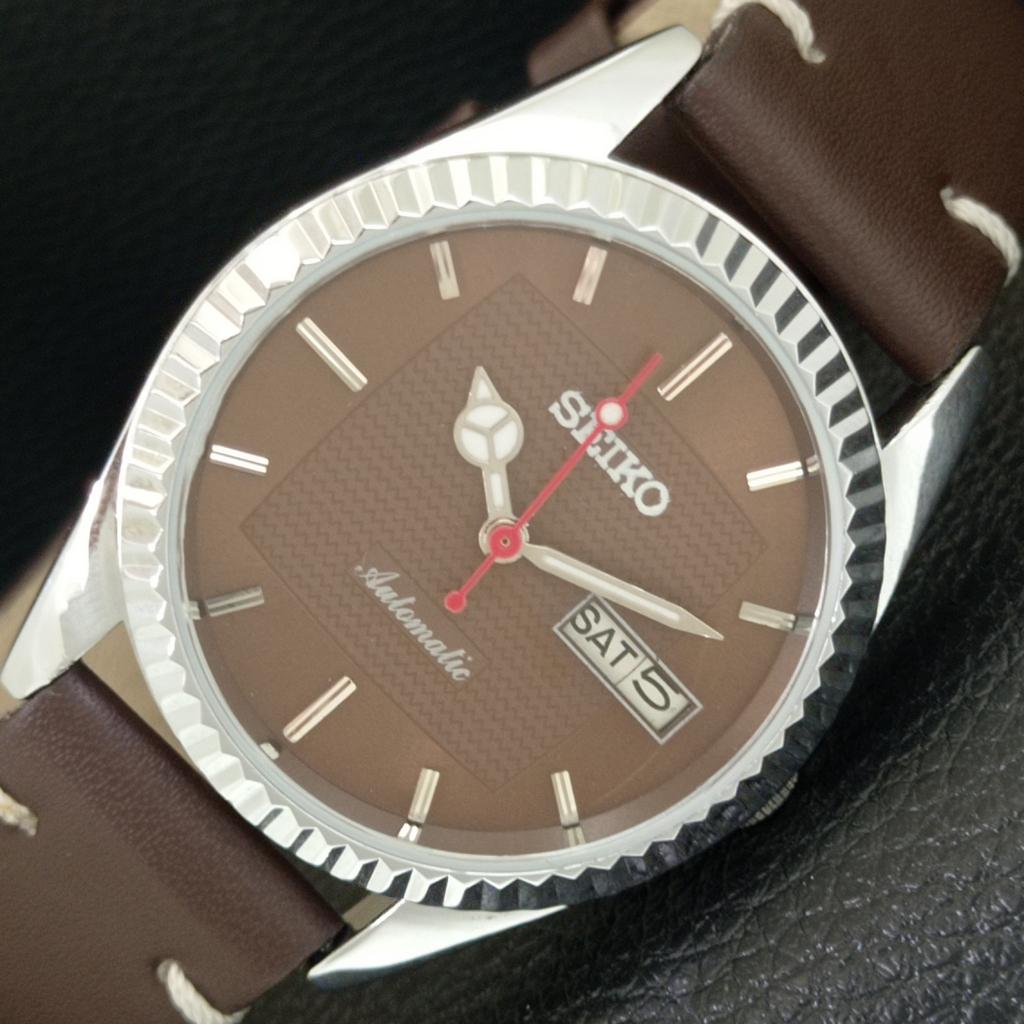 

ЯПОНСКИЕ ВИНТАЖНЫЕ ОТРЕМОНТИРОВАННЫЕ МУЖСКИЕ АВТОМАТИЧЕСКИЕ ЧАСЫ SEIKO 6309A С КОРИЧНЕВЫМ ЦИФЕРБЛАТОМ a443178-1