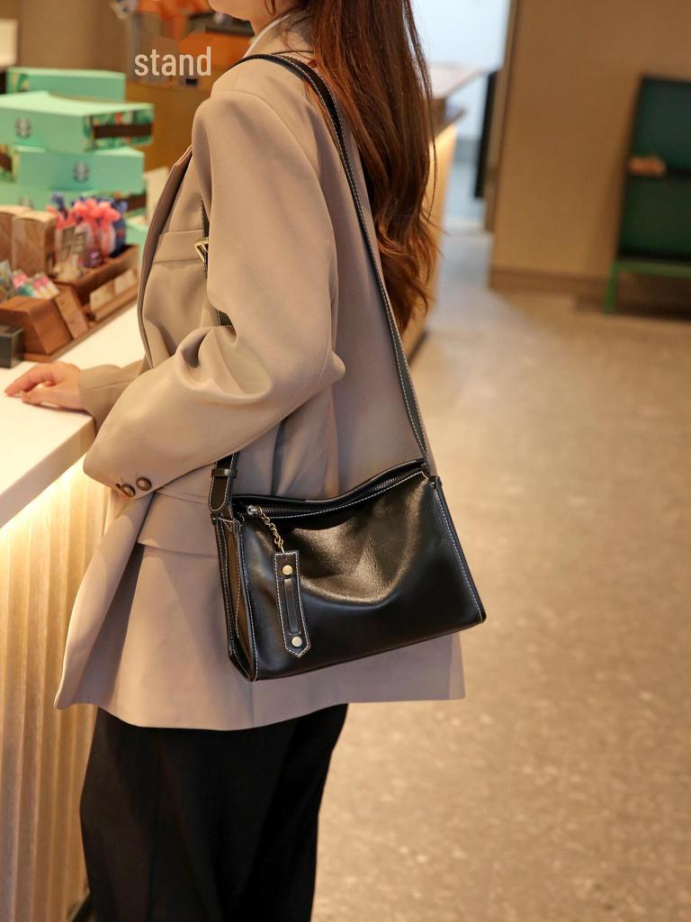 Baidi Damen Retro Leder Schultertasche - Weiches Rindsleder Kissen-Design für den Weg zur Arbeit