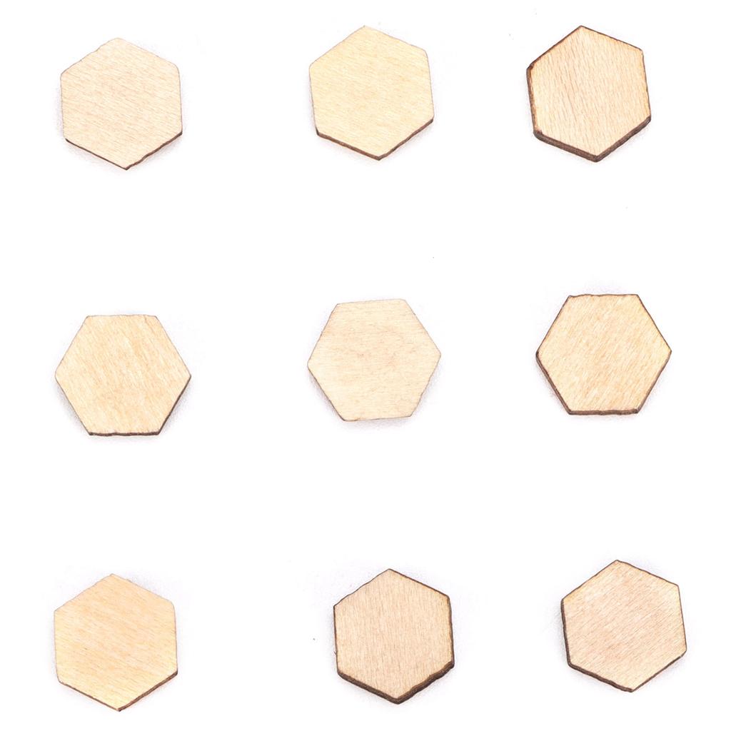 600Pcs Wood Blocks 0.4in Rugged Durable Safe Doodle Decoration Wood Chip Hexagon for Birthday