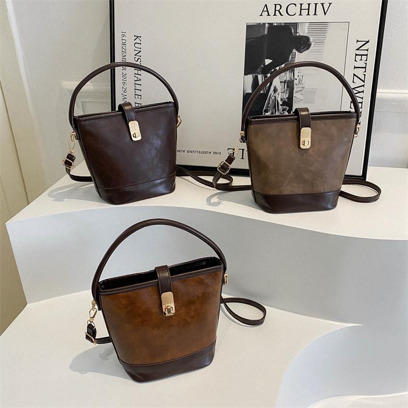 Urban Chic Pu Leather Bucket Bag Soft Lock Clasp Large Handbag For Women