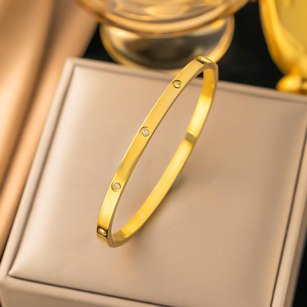 Europe And the United States Hot Selling Stainless Steel Braceelet Gold Zircon Inlaid Stainless  Bangles for Womem  Gift