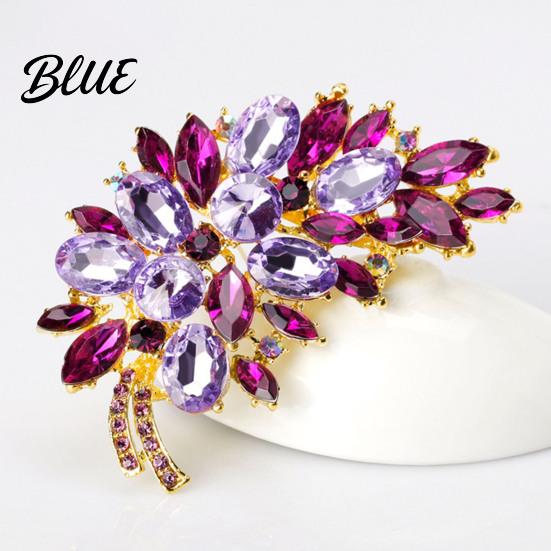 Cubic Zirconia Inlaid Brooch Pin Women Lightweight Flower Cluster Sparkling