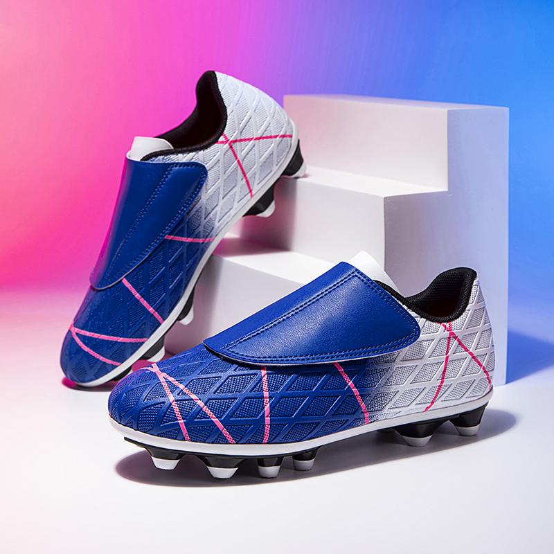 Boys And Girl's Soccer Shoes Long Spikes Comfortable Breathable Non Slip Men Cleats Outdoor Match Training Sport Football Boots