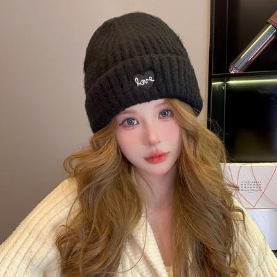 Women's Autumn and Winter New Face Showing Small Wool Hat Encore Red and White Warm and Simple Love Embroidery Knitted Hat