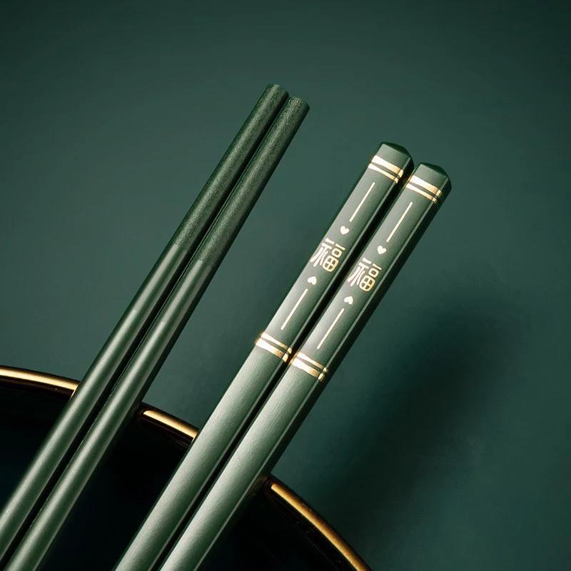 

5Pairs Non-Slip Chopsticks Christmas High Quality Home Hotel Restaurant Portable Food Stick For Family Gathering Chopsticks