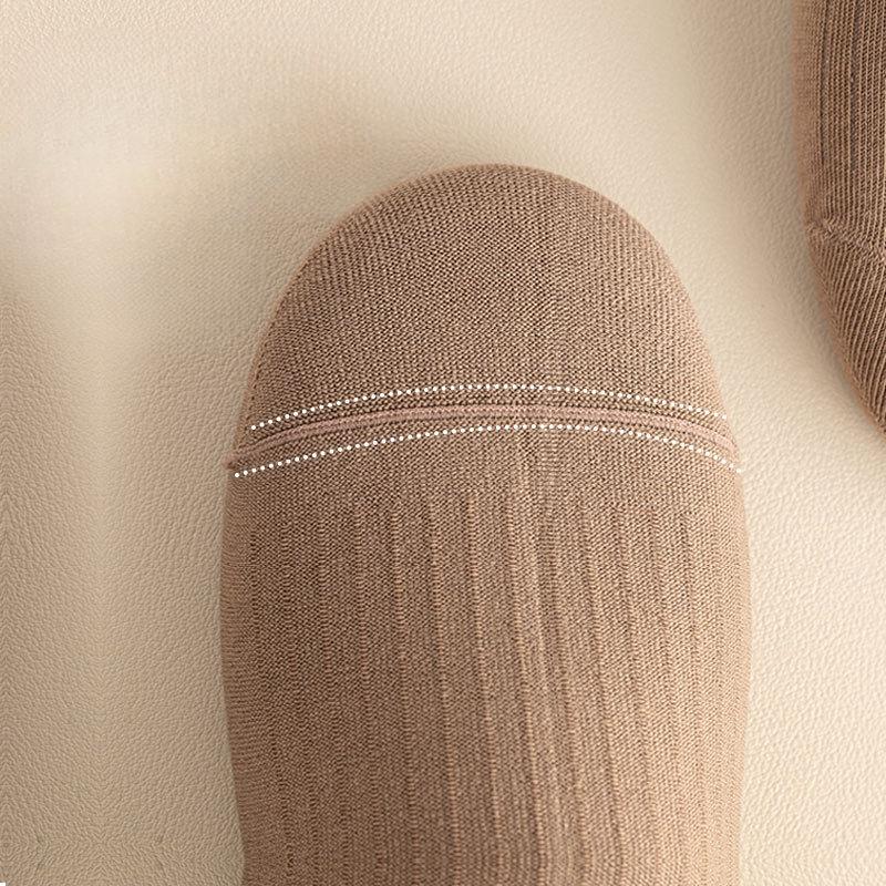 Damen Baumwollsocken, Wadenlange Socken, Nahtlose Stickerei für Herbst und Winter, Einfache und vielseitige lange Socken für Frühling und Herbst
