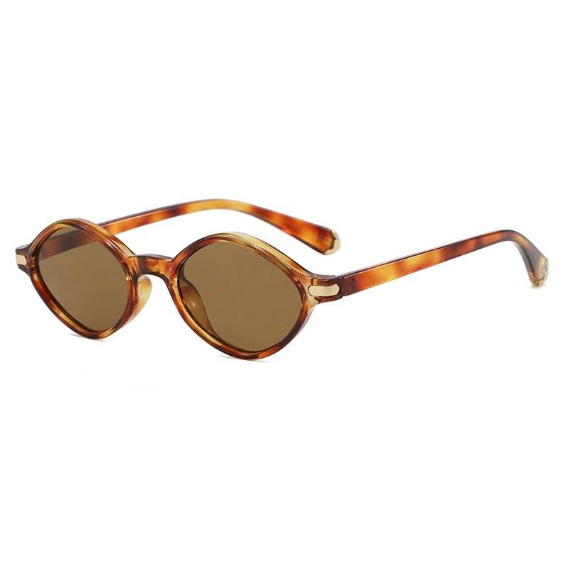 

Fashion Rhombus Rivets Sunglasses Classic Vintage Vintage Retro Geometric Small Sun Eyeglasses for Women Men Youth Unisex Design UV400 Kpop Style only 1pcs sunglasses