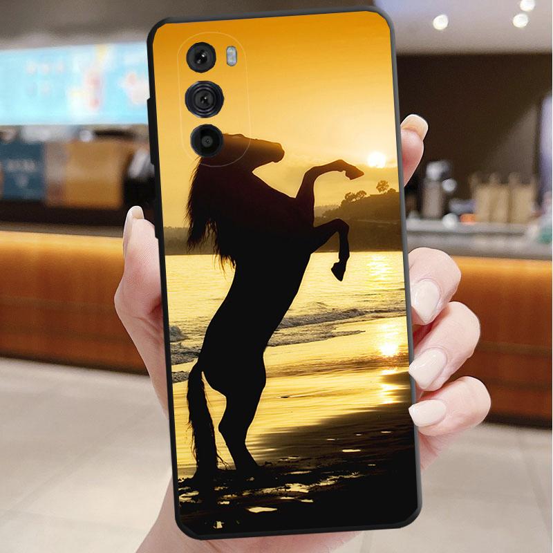 Phone Case For Motorola Edge 50 40 Pro 60 50 40 30 Ultra Neo Fusion Moto G85 G72 G53 G54 G84 G13 G32 Horse