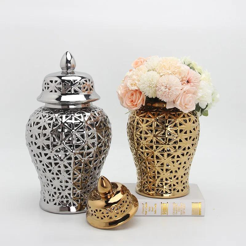Modern Dried Flower Vase Hollow Ceramic Ginger Jar Desktop Storage Jar with Lid Home Decoration Flower Arrangement Accessories