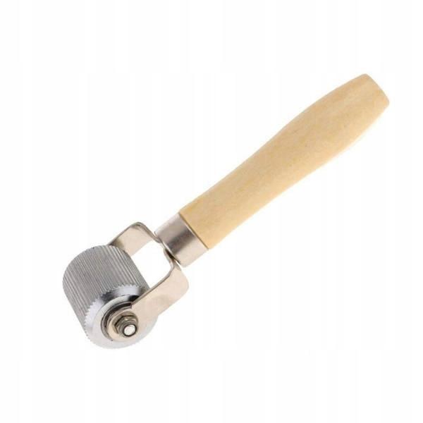 Wooden Patch Roller with 6mm Wide Bearing