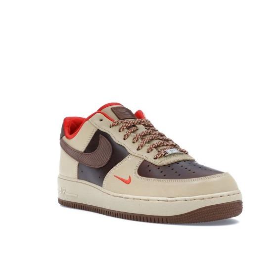 Nike Air Force 1 07 Light British Tan Cacao Wow Herren-Sneaker Braun  HQ3447-222