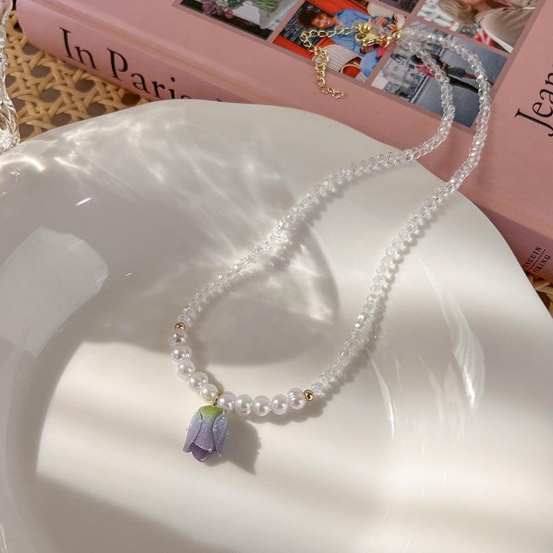 

Elegant Tulip Pearl Crystal Necklace: Spring/Summer Style Clavicle Chain for Women