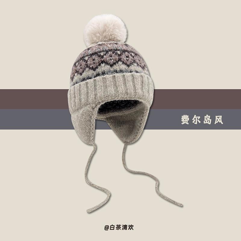 Fair Island wind jacquard ball wool hat women's new casual versatile student ear protection Lei Feng hat