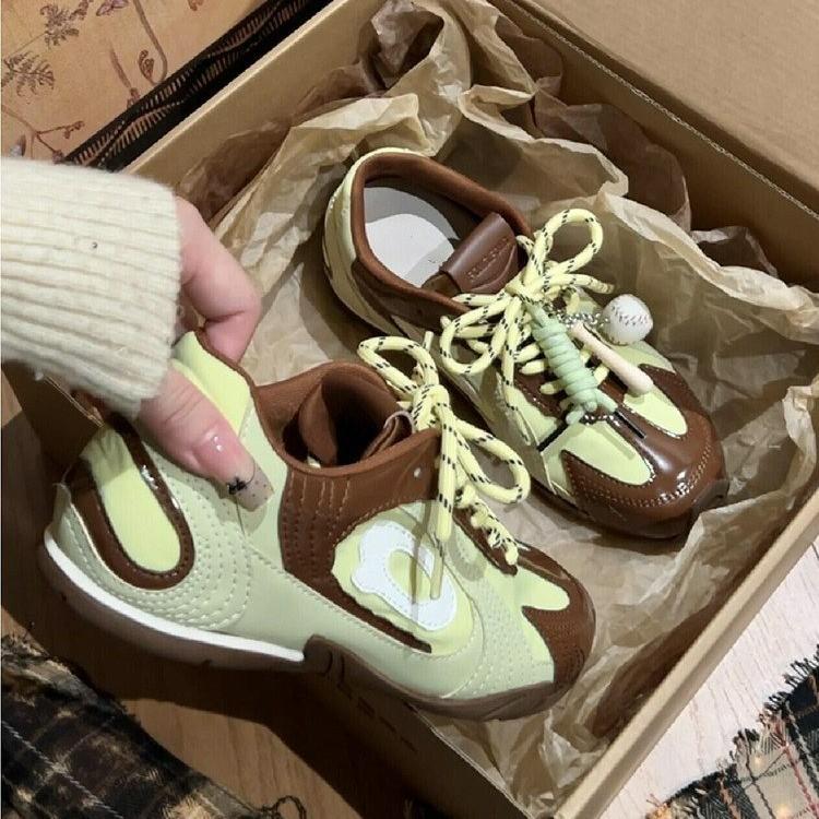 Niche Racing Shoes Inner Height Increase Moral Training Shoes Women's 2025 New Popular Mesh Breathable Casual Lightweight Sports Shoes