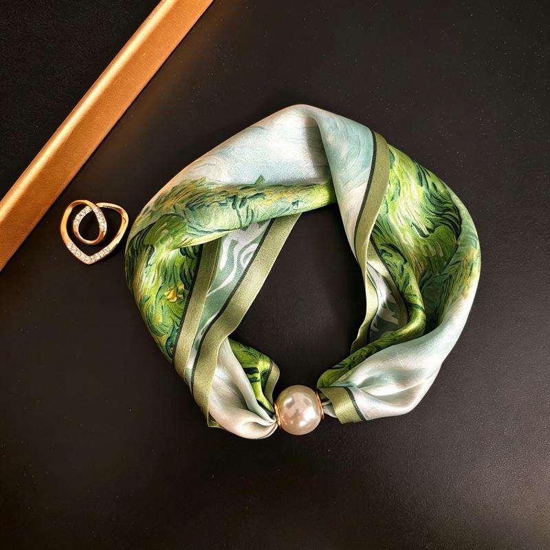Silk Magnetic Buckle Scarf: Luxurious, Versatile Mulberry Silk for Women's Spring/Summer Neck Protection
