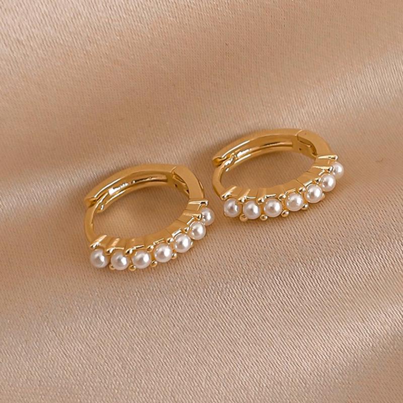 Korean Luxury Mermaid Pearl Earrings: Elegant, High-End, and Versatile Statement Ear Buckles