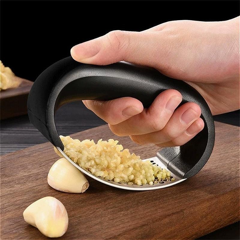 Stainless Steel Garlic Press Crusher Chopping Garlic Tool Kitchen Accessories Gadget Crusher Manual Garlic Fruit Potatoes Mincer