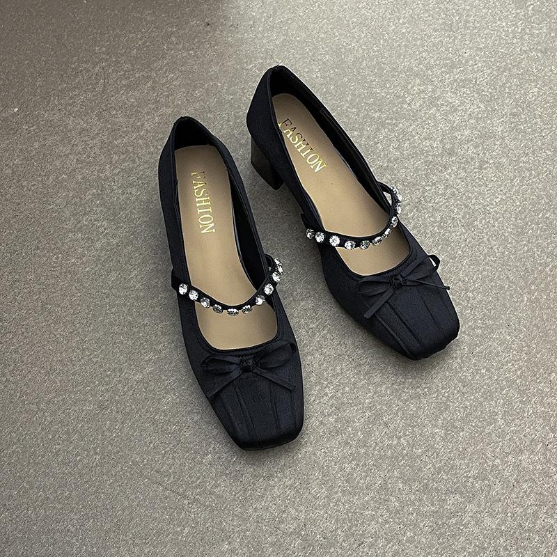 French temperament high heels women's 2025 spring and summer new beautiful imperial sister sexy spring and autumn low heel thick heel single shoes