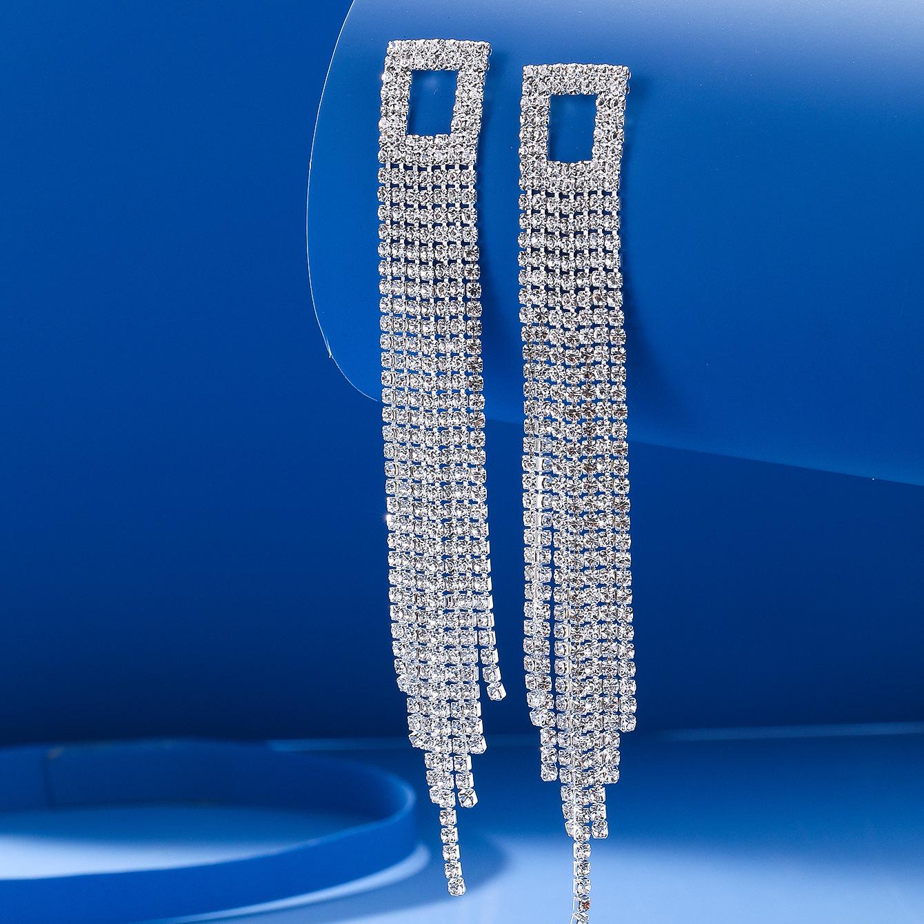 

Стильные свадебные серьги-кисточки со стразами - Элегантные длинные серьги-цепочки с бриллиантами, свадебные аксессуары для женщин Short серебряный