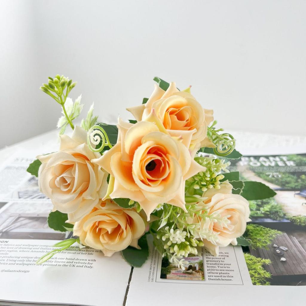 5 Köpfe Frischer und Üppiger Rosen Simulierte Blume Wohnzimmer Esstisch Hochzeits-Requisiten Camping-Dekoration