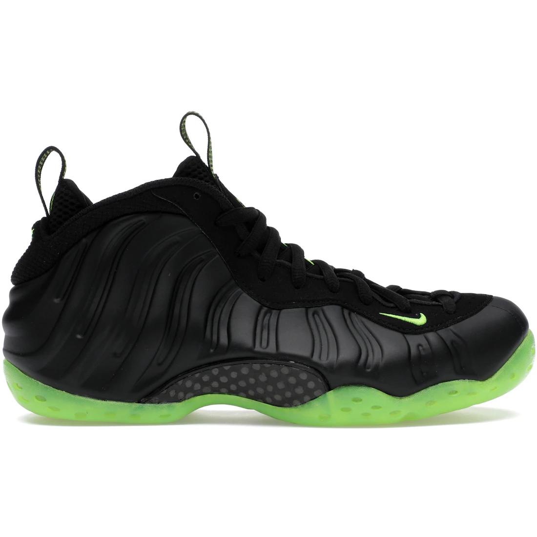 

Кроссовки Nike Air Foamposite One Черный Вольт(HF2902-001) 44.5