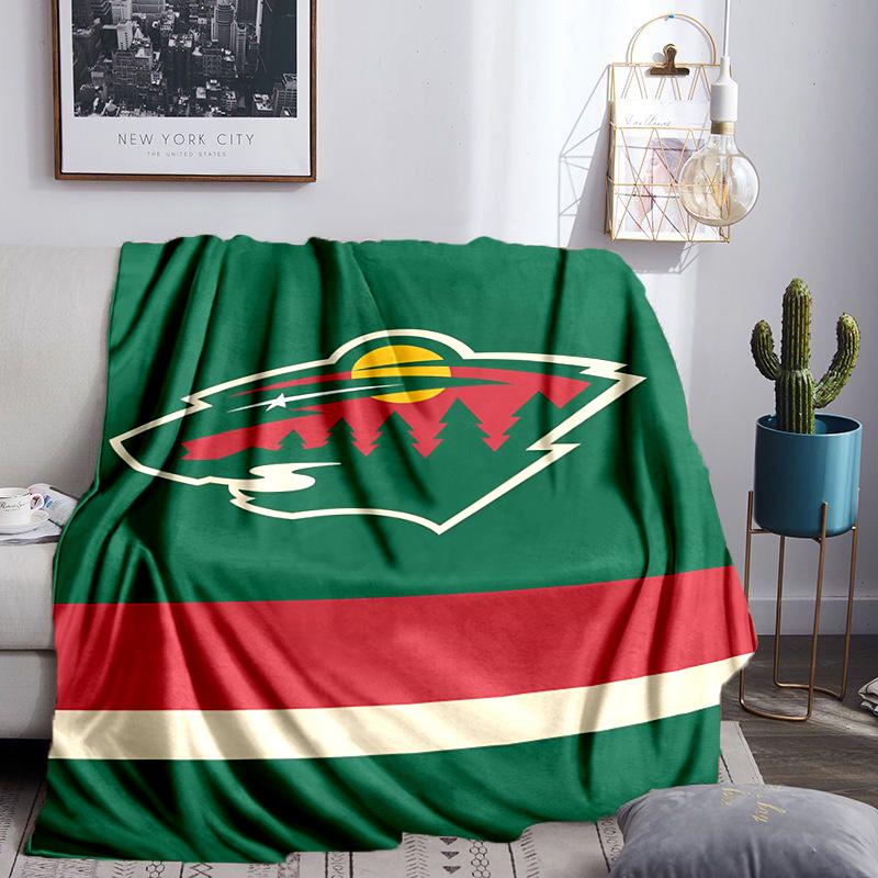 Minnesota-Wild Hockey Team Throws Blanket Flannel Blankets Plush for Couch Bed Gifts for Men Women Travel picnic blanket Christmas fan gifts