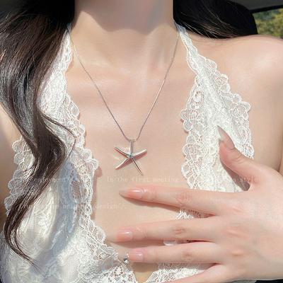 Minimalist Style Silver Starfish Pendant Necklace Accessories Women's Fashion Design Sense Collarbone Chain Personalized Versatile Items
