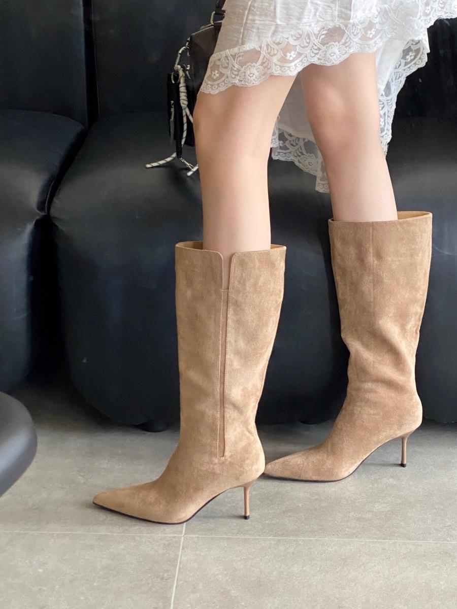 

2025 осень и зима новая европейская и американская замшевая обувь с острым носком на высоком каблуке, темпераментная, французская мода, сексуальные красивые женские ботинки 40 абрикосовый
