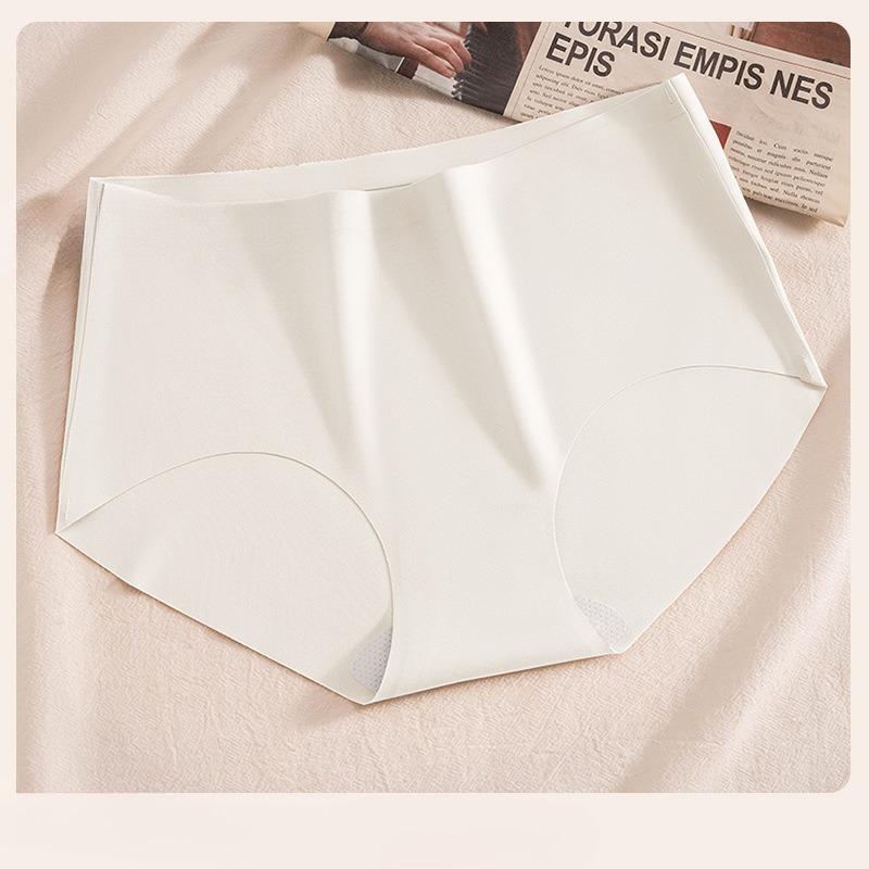 Women's Summer Mulberry Silk Antibacterial Crotch Not Clip Hip Sports Without A Mark in The Waist Triangle Briefs
