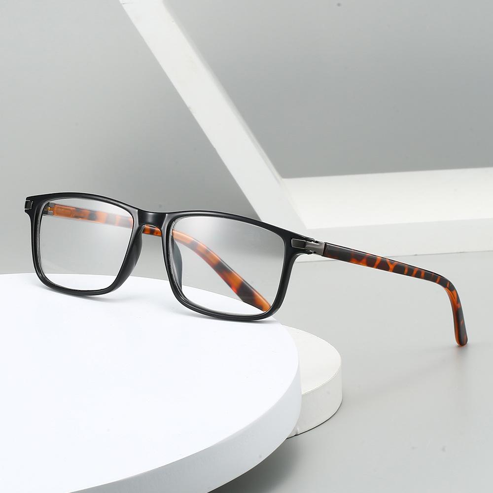 Men's and Women's New Anti-blue Light Farsighted Glasses Retro Square Frame Ultra-light High-definition Presbyopia Glasses +4.0