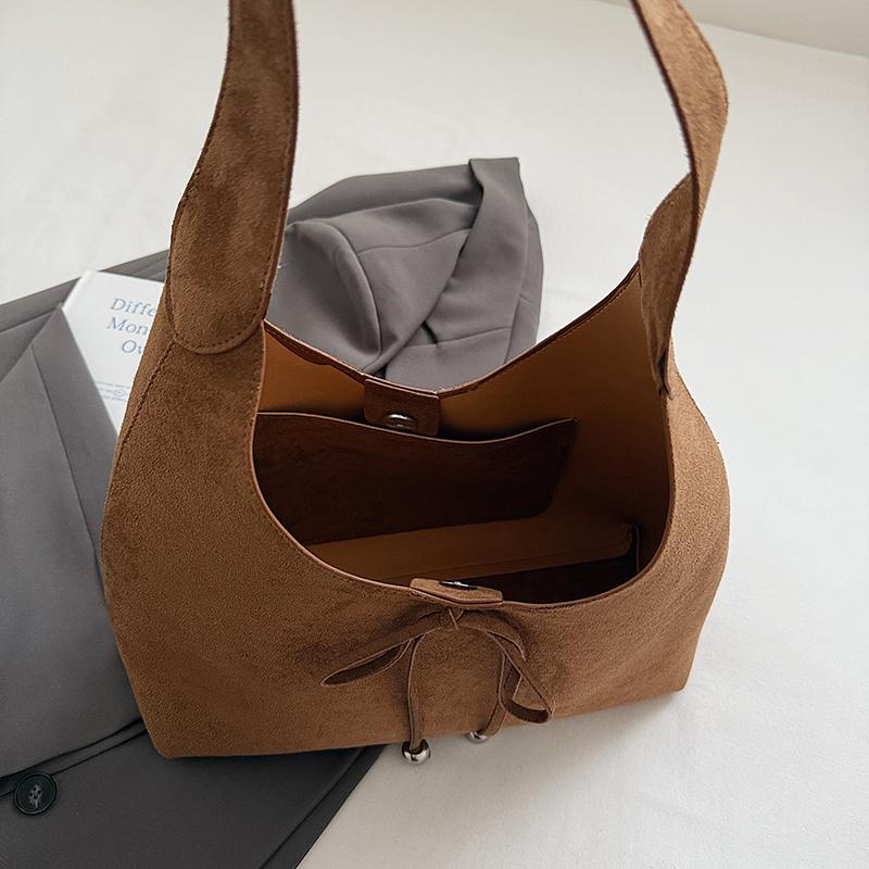 Women Faux Suede Small Shoulder Bag 2025 Winter Underarm Bag Luxury Designer Trend Brand Simple Handbags and Purses