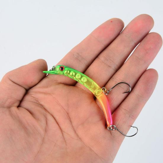 Künstlicher Hartköder Angelköder mit simulierten Fischaugen Realistisch aussehend Helle Farbe