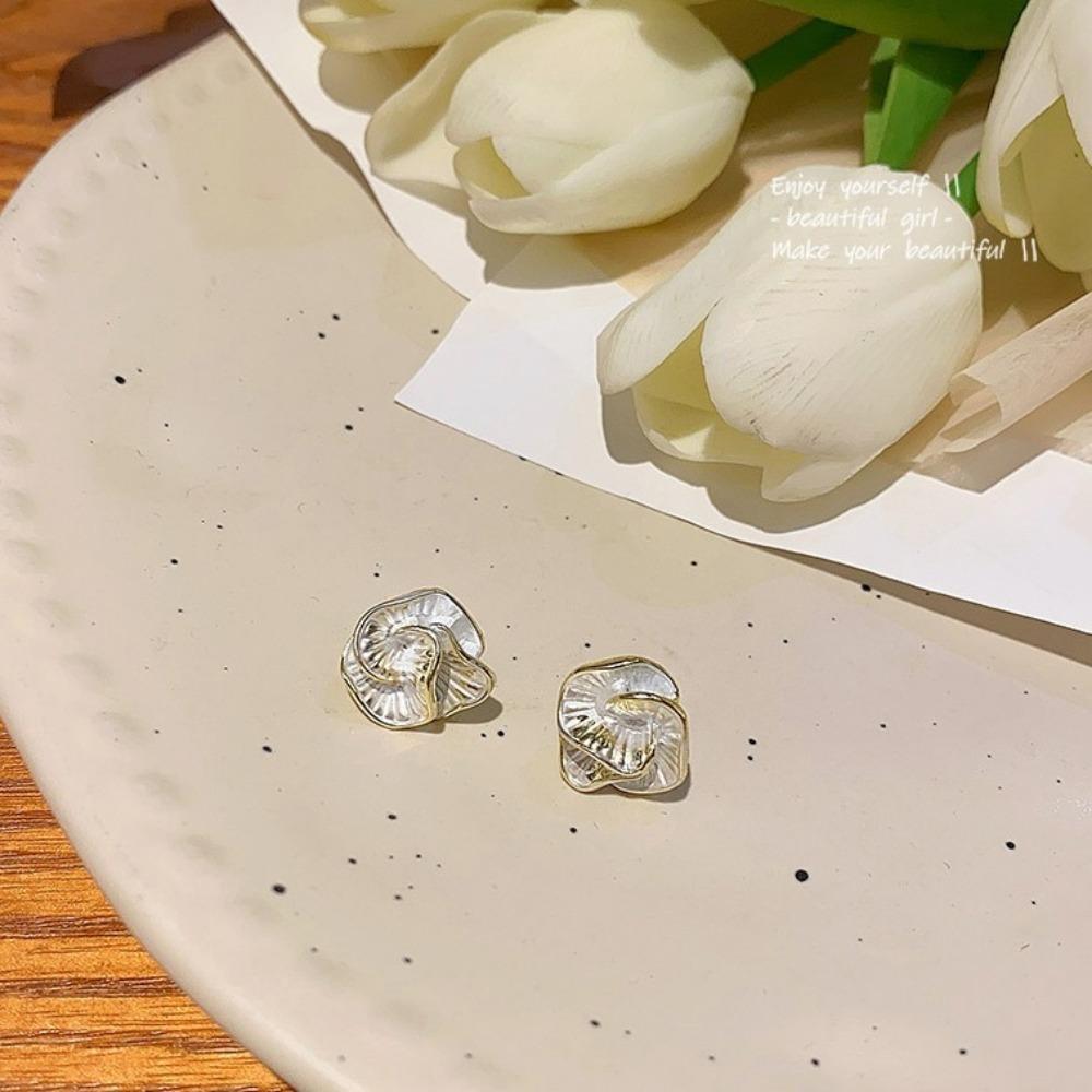 Niche Design Light Luxury Temperament Unique Camellia Stud Earrings For Women  Simple Metal Jewelry Gifts