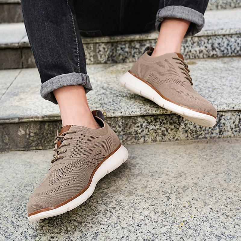 Fashion Retro Style Men's Casual Shoes Lightweight Knitted Walking Shoes Breathable Mesh Outdoor Traveling Flat Shoes