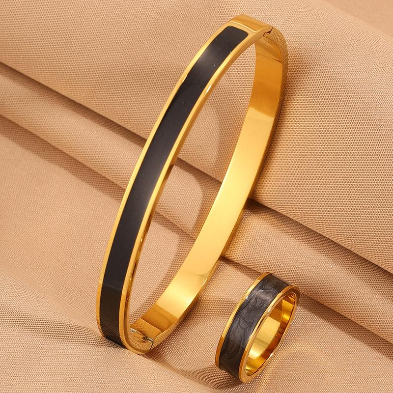Titanium steel bracelet, oil dripping ring set, simple enamel bracelet, girls' high-end DIY ring, non-fading bracelet.