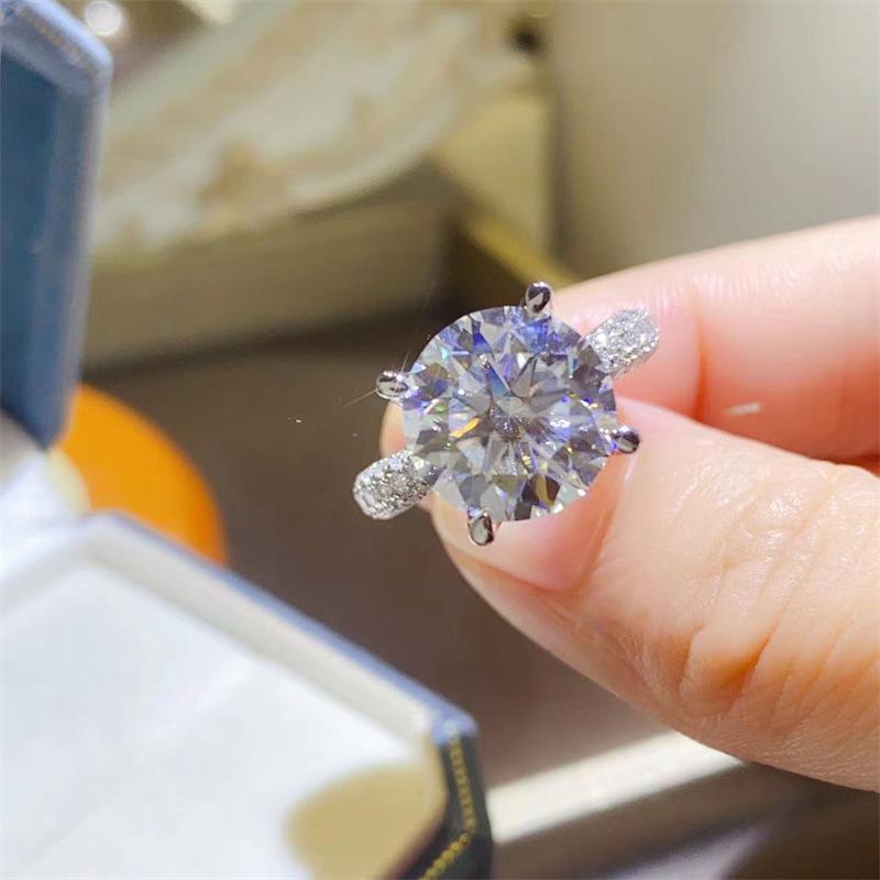 Luxury 5 Carat D Color Moissanite Women's Ring with Eight Hearts and Arrows Cut - European and American Style