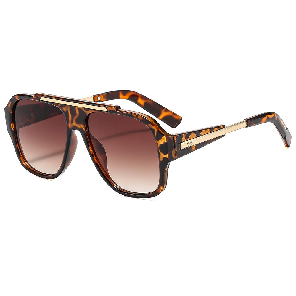  New Fashion Rivets Square Women Sunglasses Shades UV400 Retro Trending Gradient Men Punk Yellow Sun Glasses