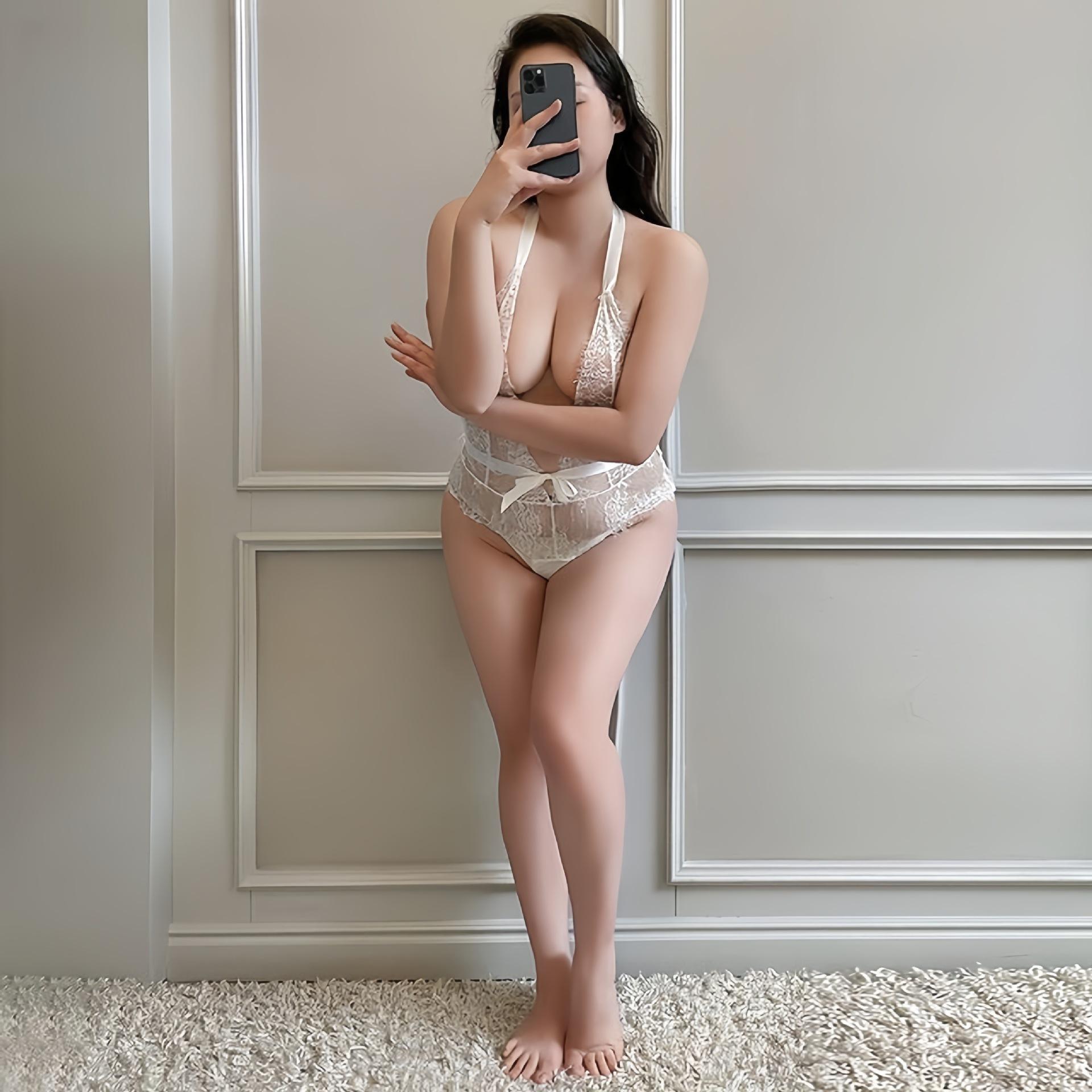 Large size erotic underwear lace strap neck onesie sexy women open crotch perspective temptation no uniform M size 80-62.5 kg
