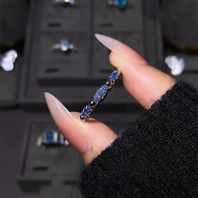 Minimalist Deep Blue Rhinestone Thin Ring - Exquisite, Shiny Diamond Design for Index Finger.