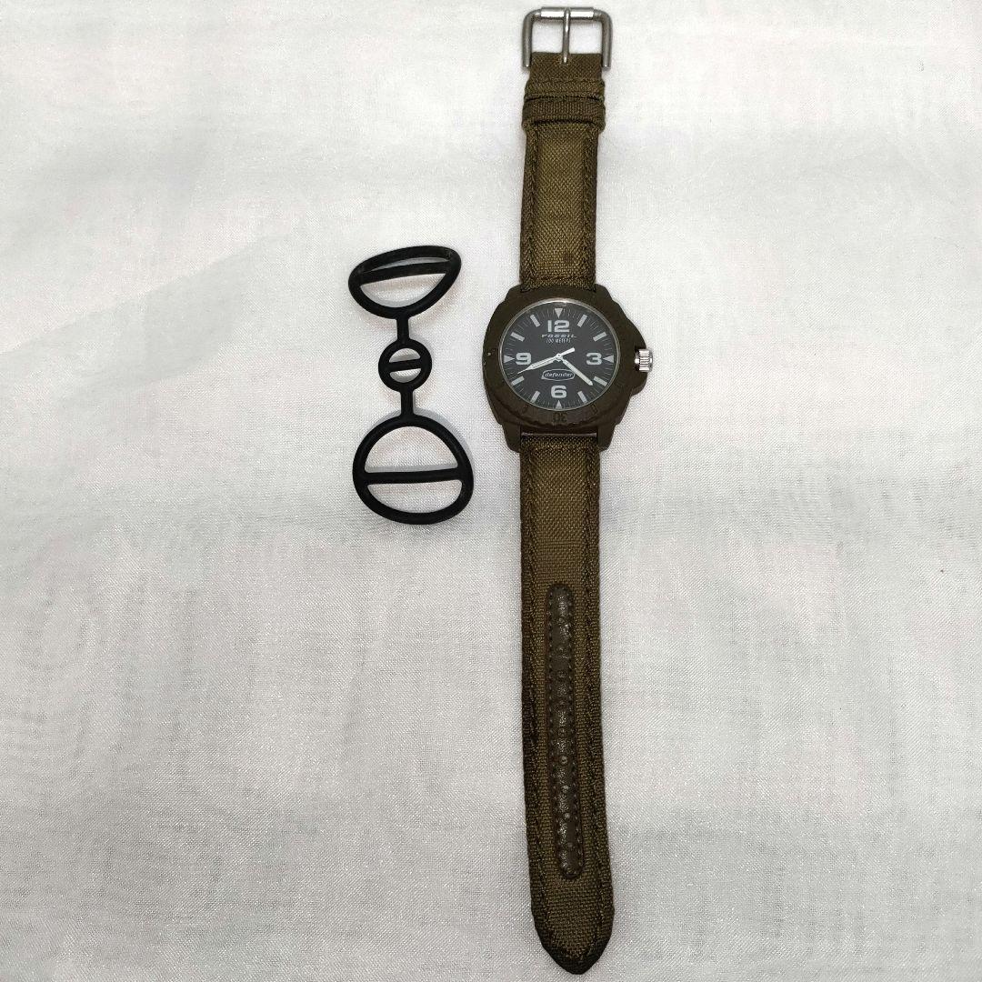 Used FOSSIL Fossil defender watch with watch protector